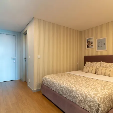 No Coracao De Com Estacionamento Privado